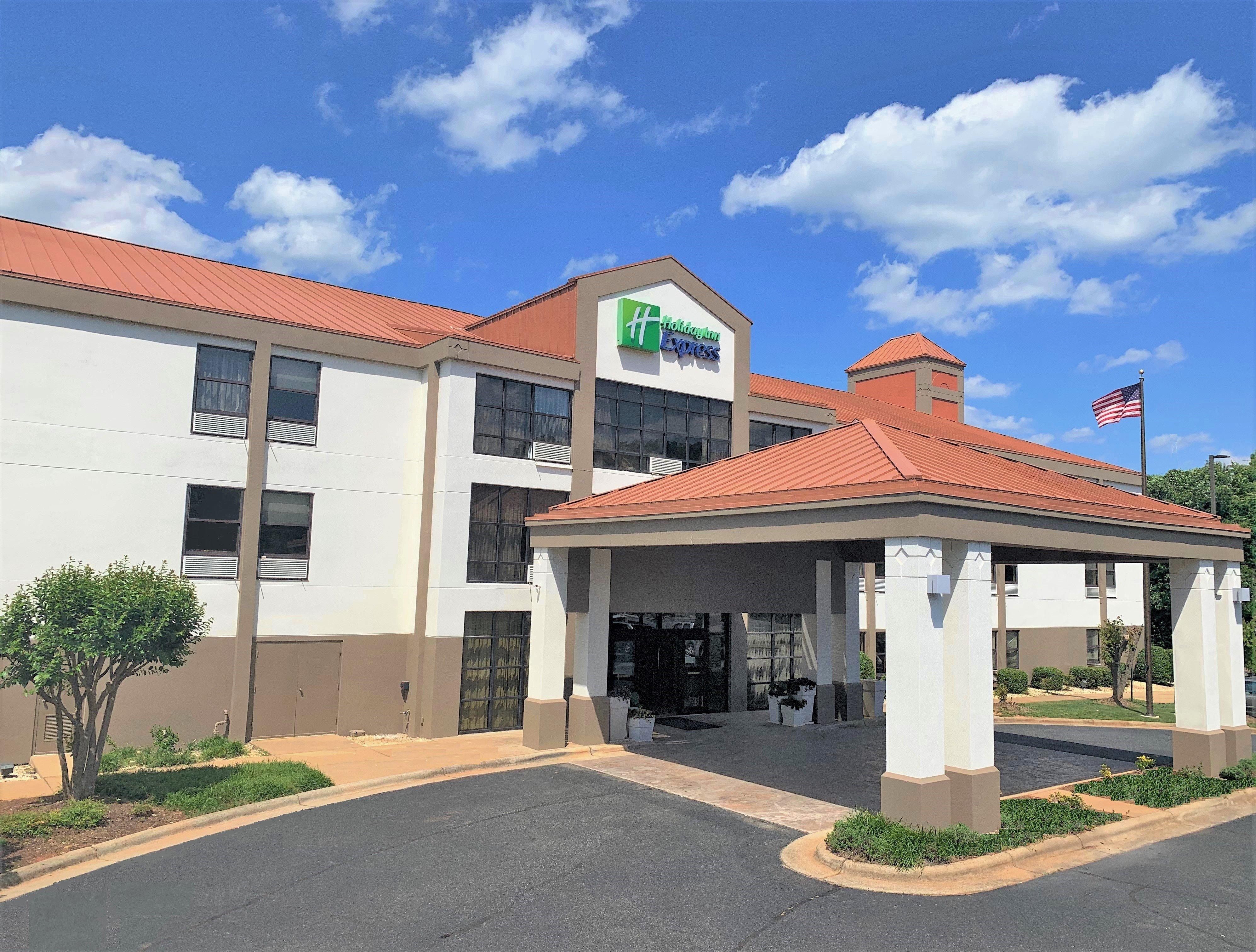 Holiday Inn Express Hillsborough-Durham Area By Ihg Exterior foto