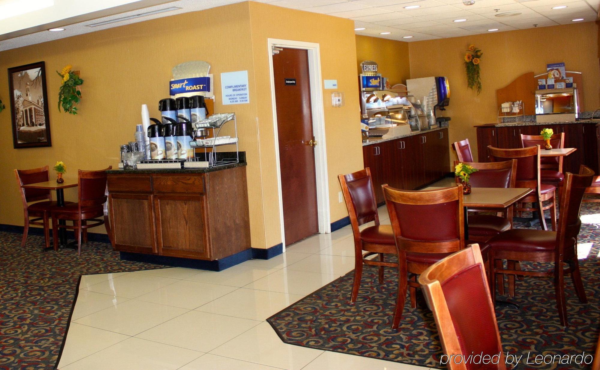 Holiday Inn Express Hillsborough-Durham Area By Ihg Exterior foto